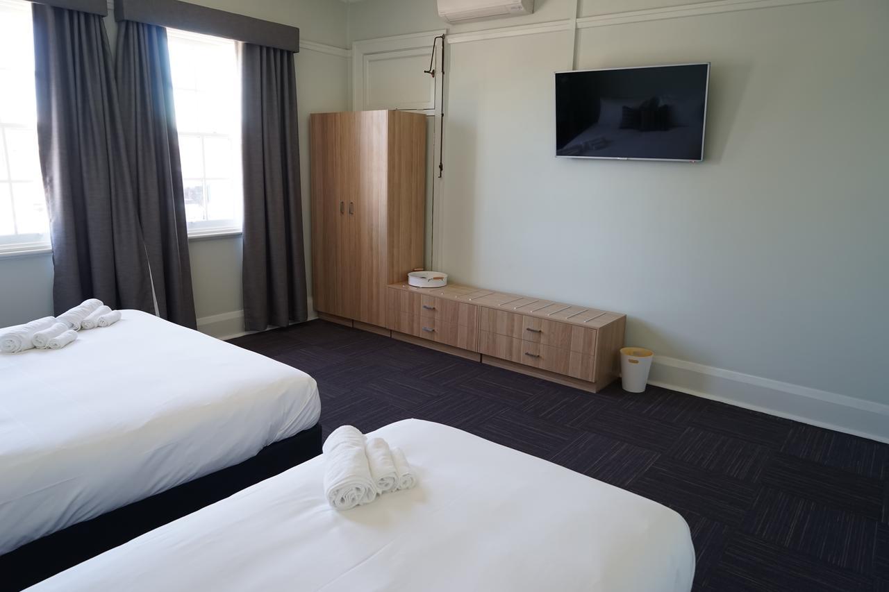 Rosehill Hotel Sidney Exterior foto